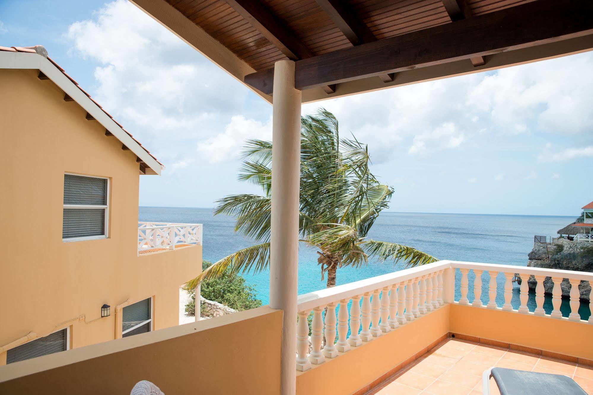 Lagun Blou Dive And Beach Resort Esterno foto